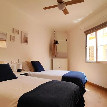 La Casa De Lo Xicago Apartment Sant Carles De La Rapita Luaran gambar